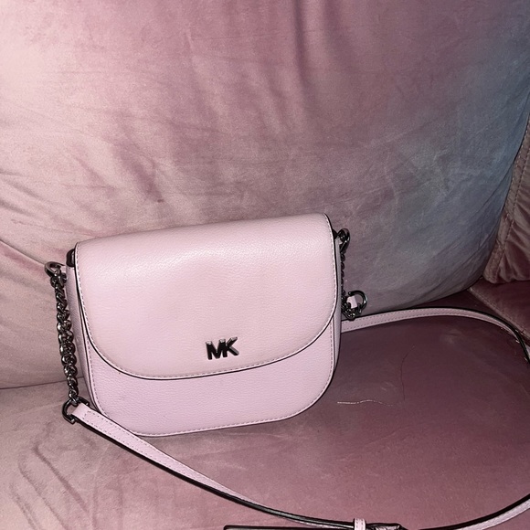 Pink lavender Michael Kors bag - Picture 1 of 3